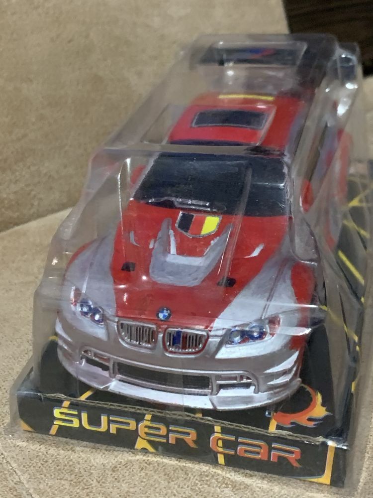 Іграшкове авто БМВ