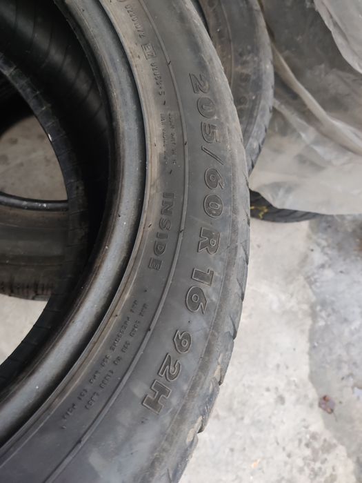 205/60R16 Nokian WR g2