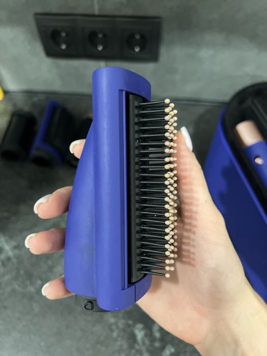 Dyson стайлер (оригінал)