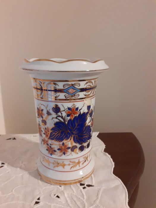 Jarra de porcelana pequena