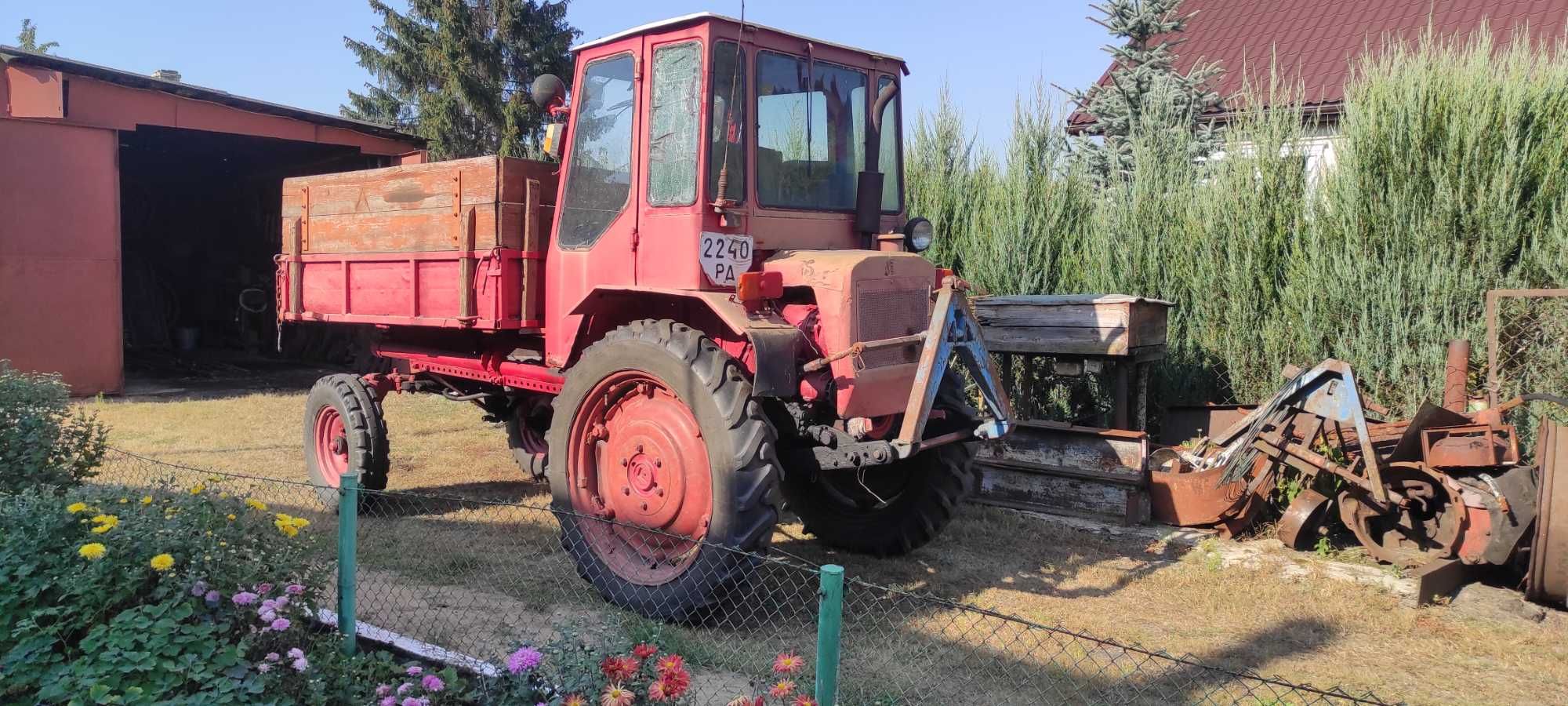 Т-16 (шассік, попрошайка) Давай паливо і він працює.