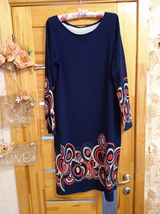 Сукні жіночі,кофти,піджаки