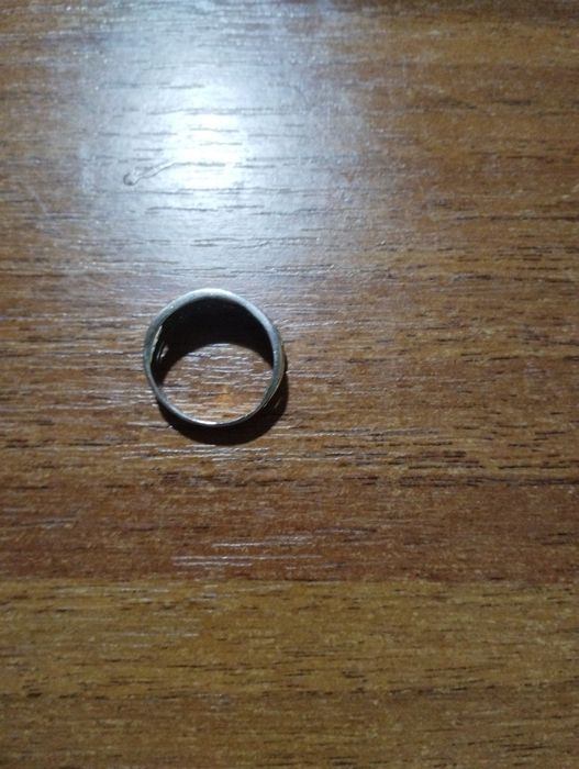 Продам серебряное колечко с золотым напылением