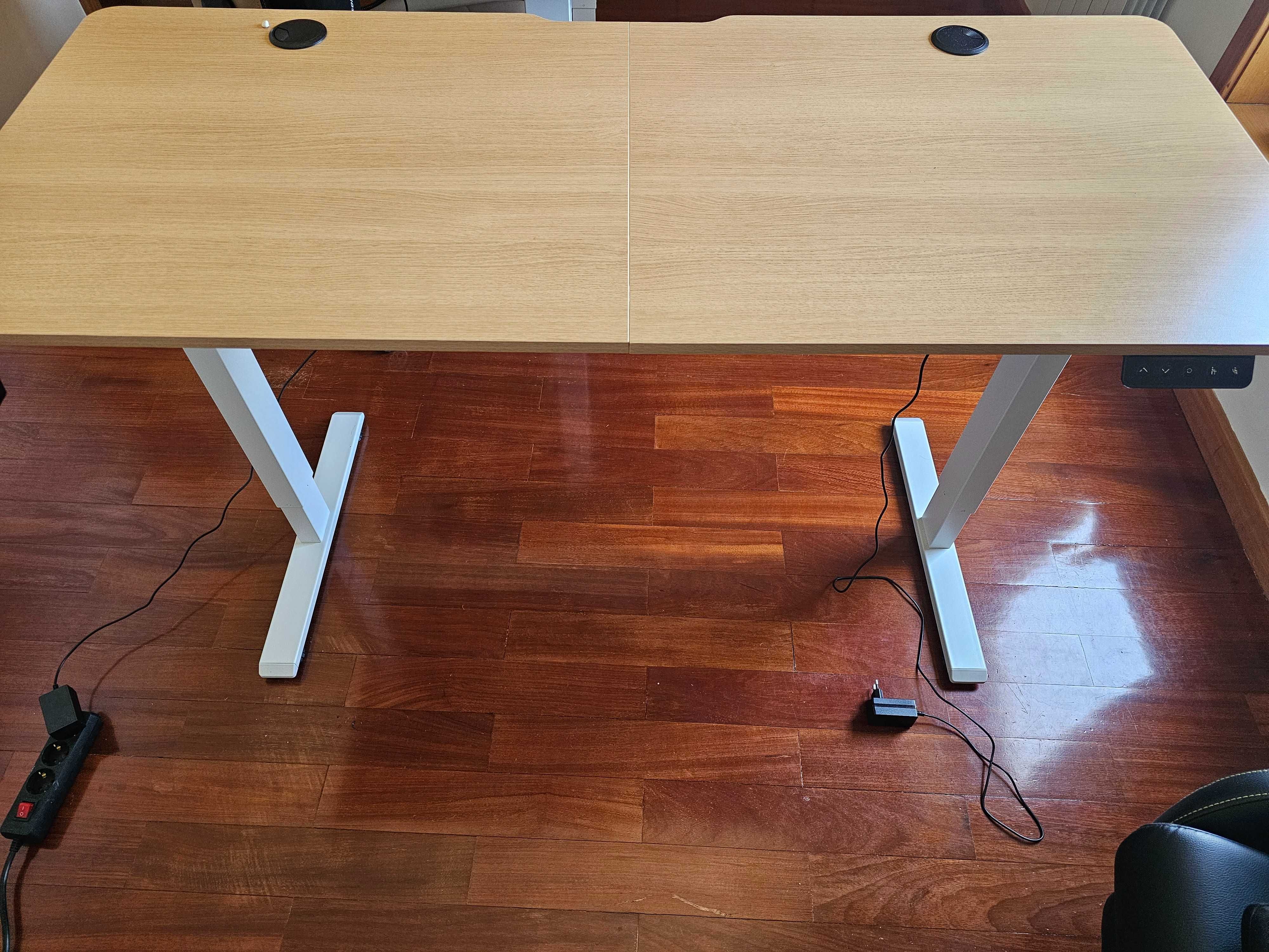 Secretaria Elevatoria e Cadeira Gamer em Excelente Estado
