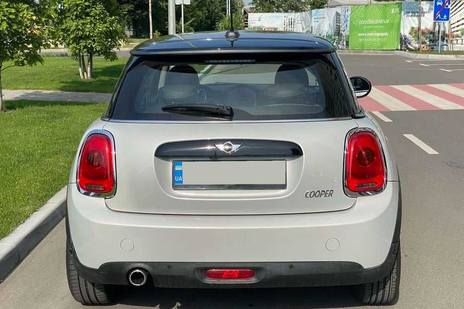 Продам MINI Cooper 2017 года
