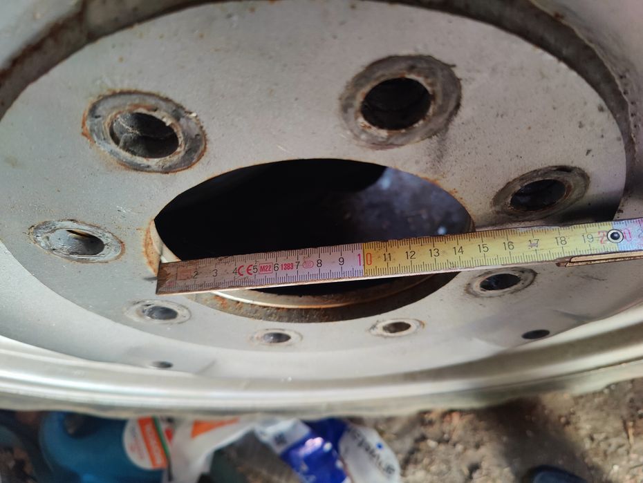 Sprzedam opony miedzyrzedziowe alliance Massey Ferguson