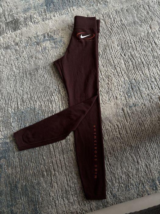 Спортивні легінси лосіни Nike p.XS