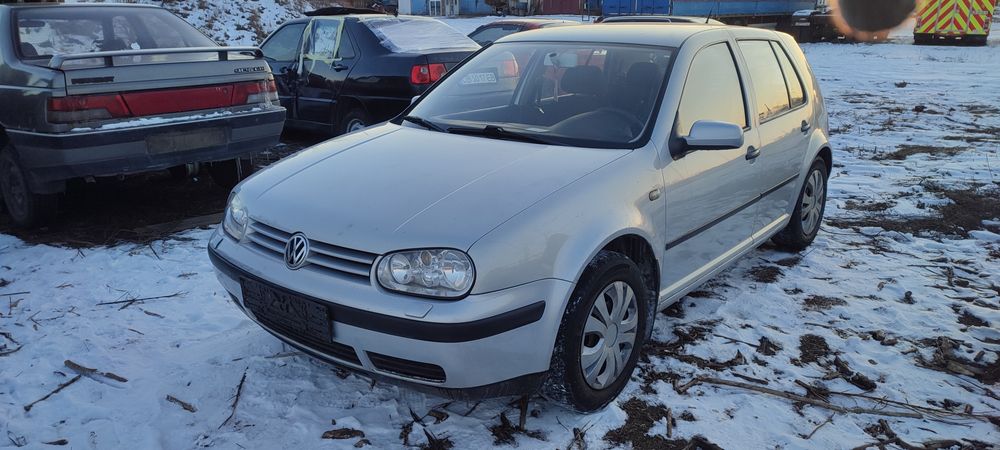 Разборка Volkswagen Golf 4 розборка Фольксваген гольф 4 шрот