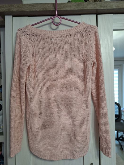 Pudrowy sweterek ONLY