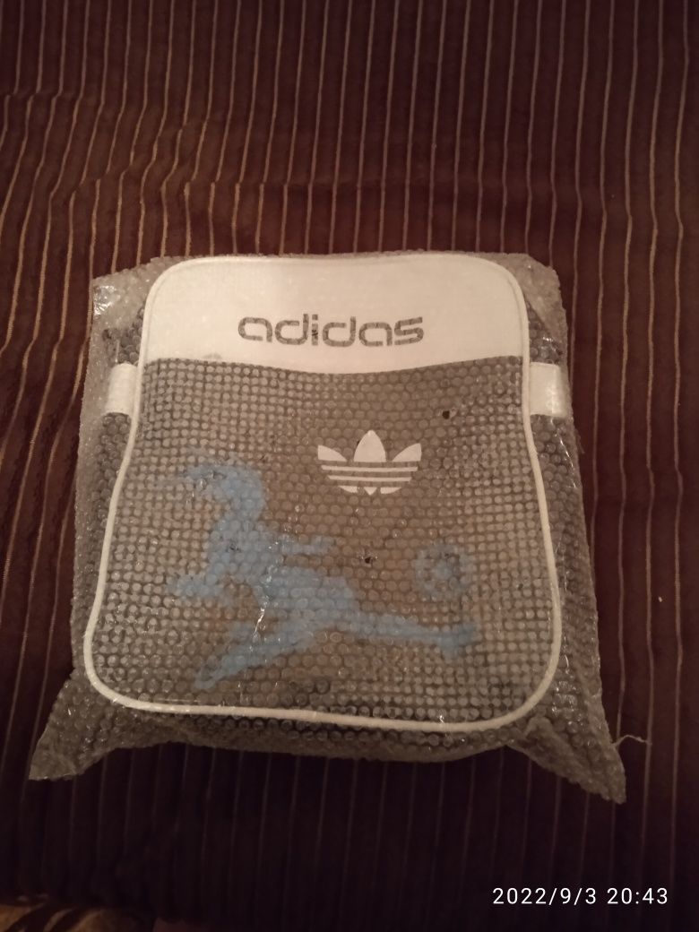 Месенджер adidas через плечо новый