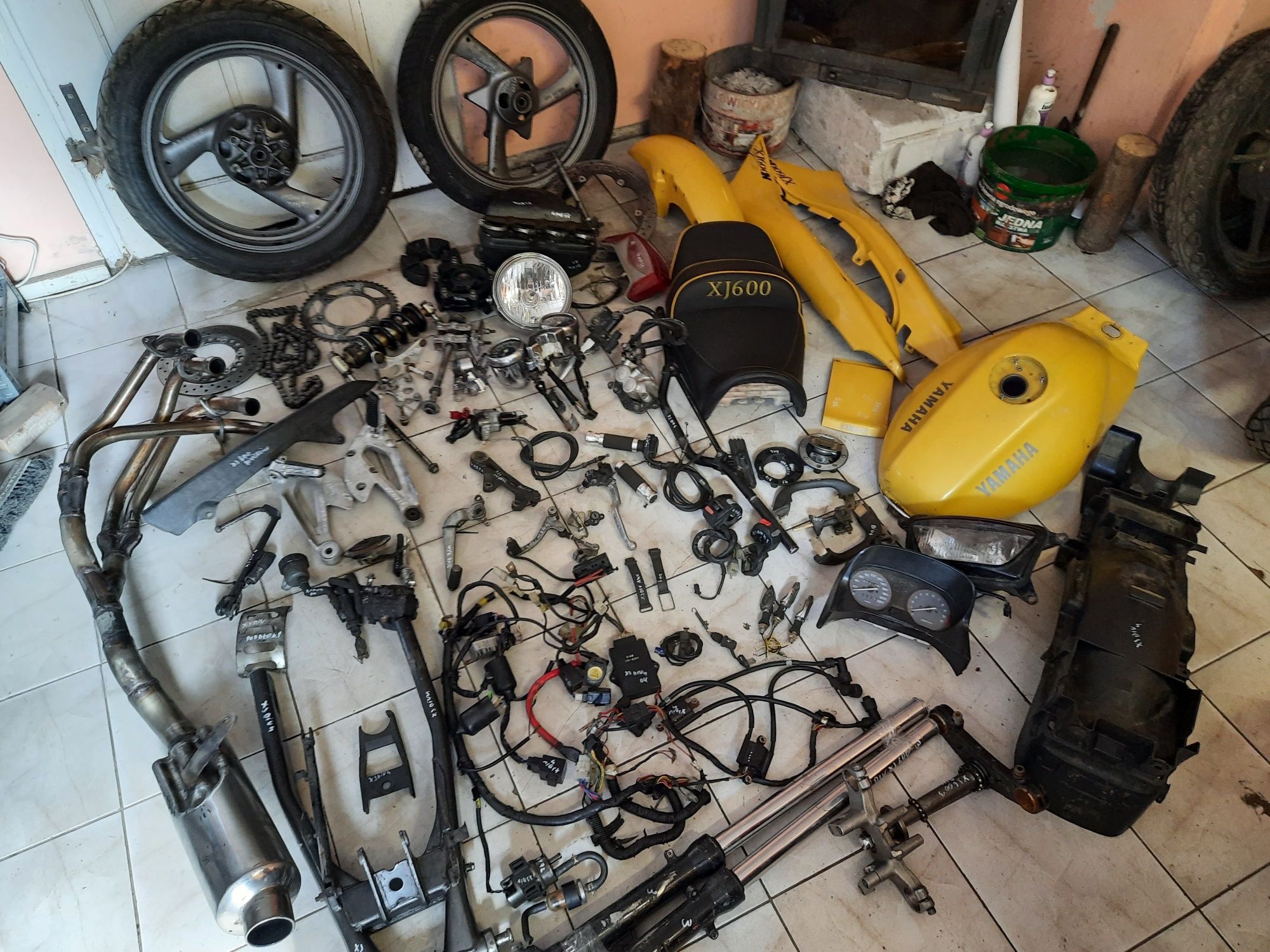 Yamaha XJ 600 S Diversion części