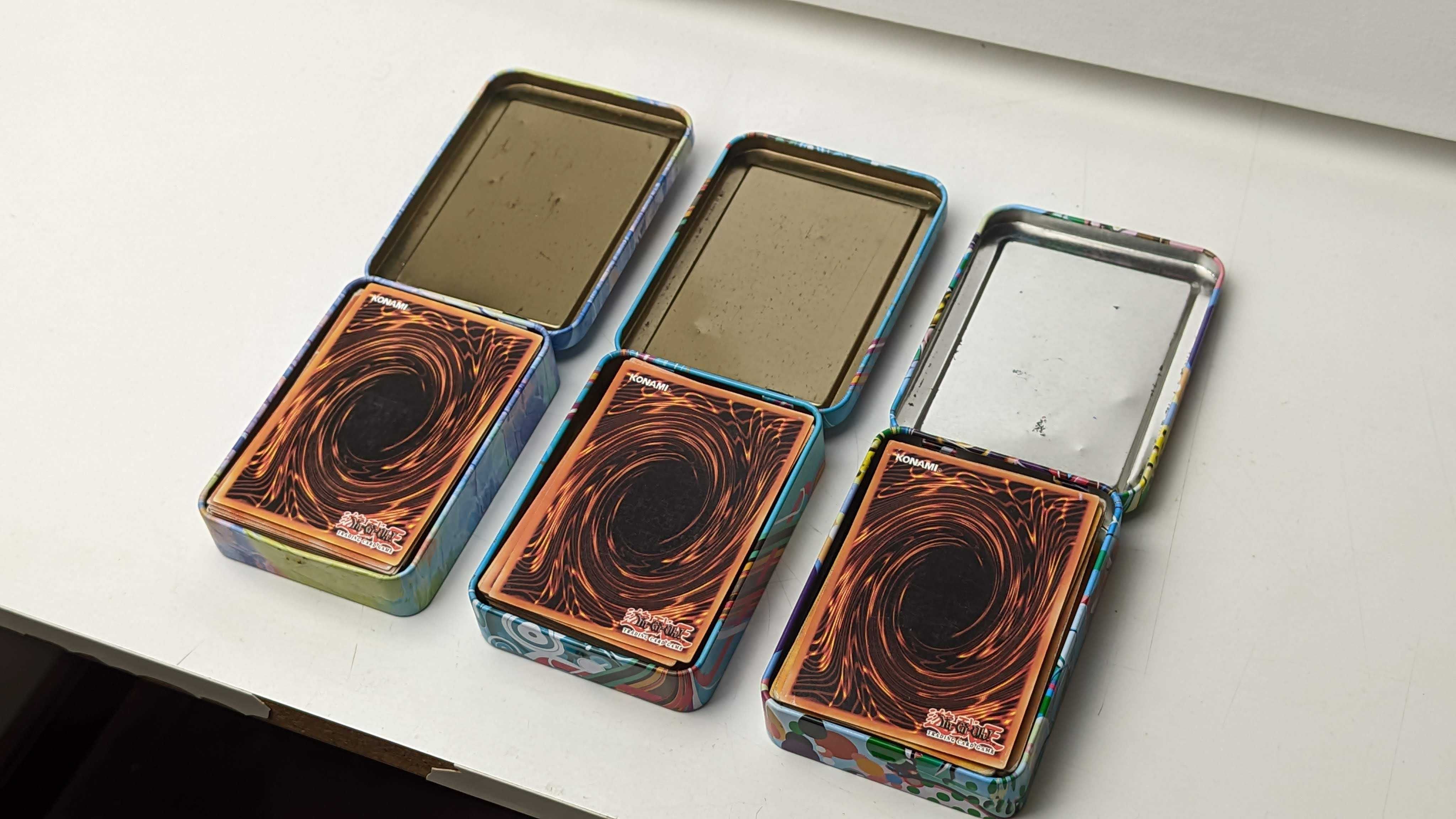 Muitas Cartas Yu-Gi-Oh