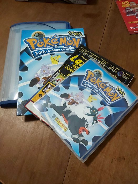 Colecao pokemon- tazos e caderneta
