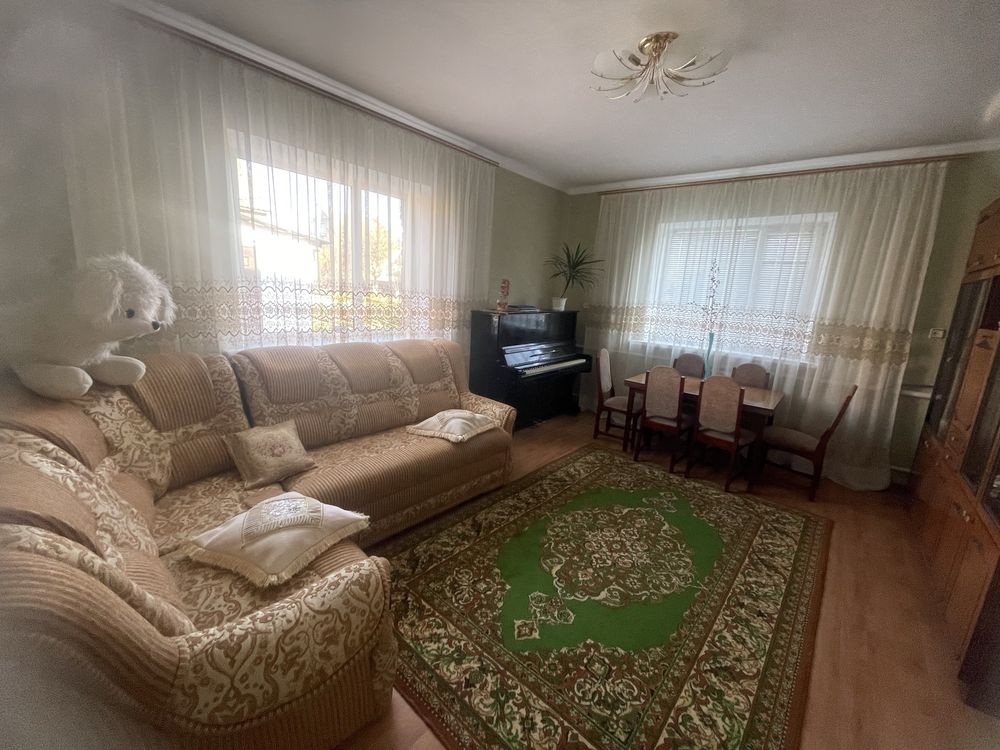 Продам будинок в районі Новосілки