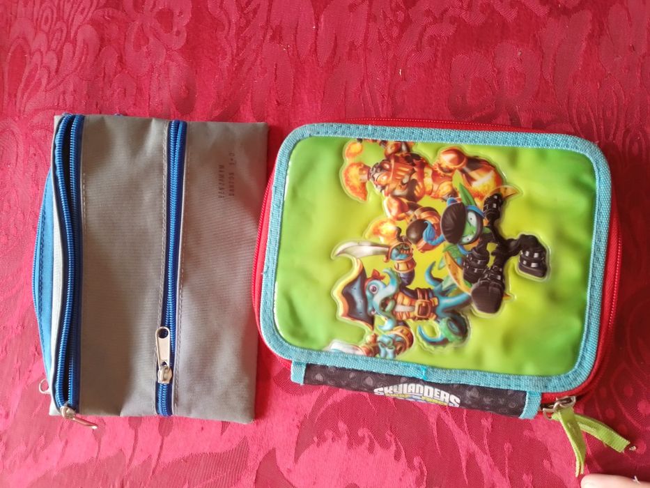 Aulas Chegaram! Mochilas Low Cost a se apresentarem5E-Estojos2EDesde2E