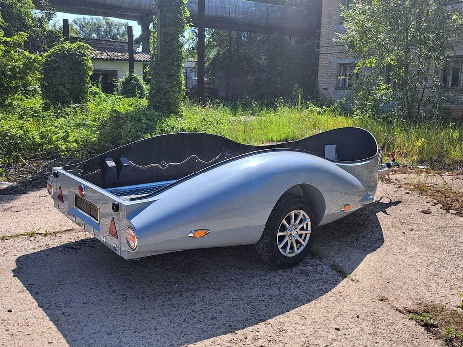 Причіп/причеп для мотоцикла CHARIOT LORGANO-Pragmatec 750-1500 кг