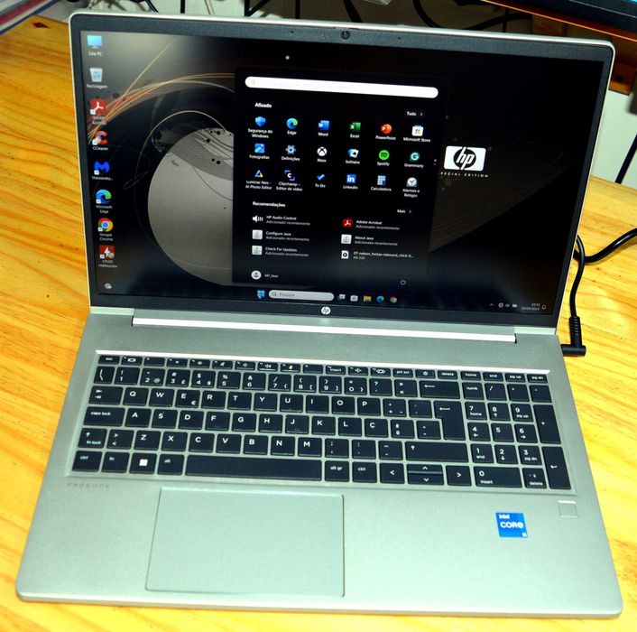 Pro Natal! HP Aluminium - 11Th i5 4.20Ghz - 24GB - IA - 512GB C/Novo