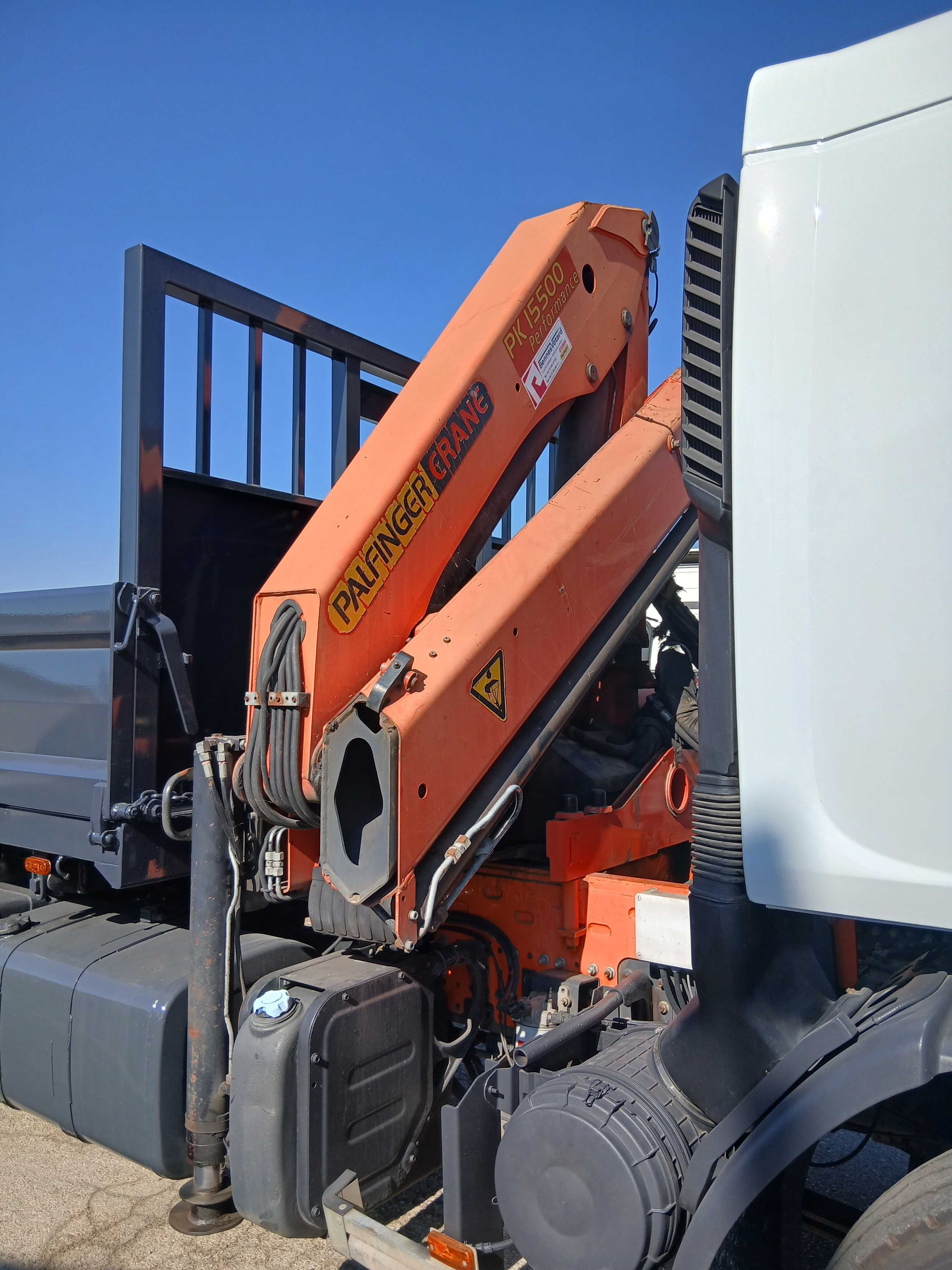 Renault Lander Basculante c/ grua