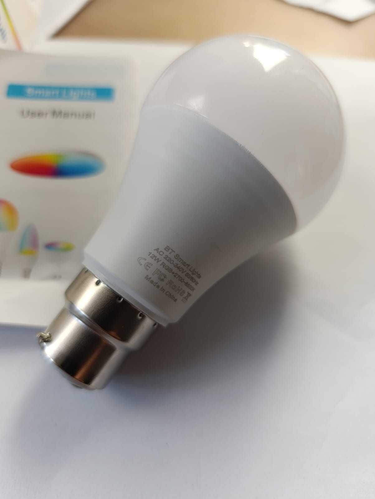 Inteligentna żarówka B22 TUYA wifi 12W