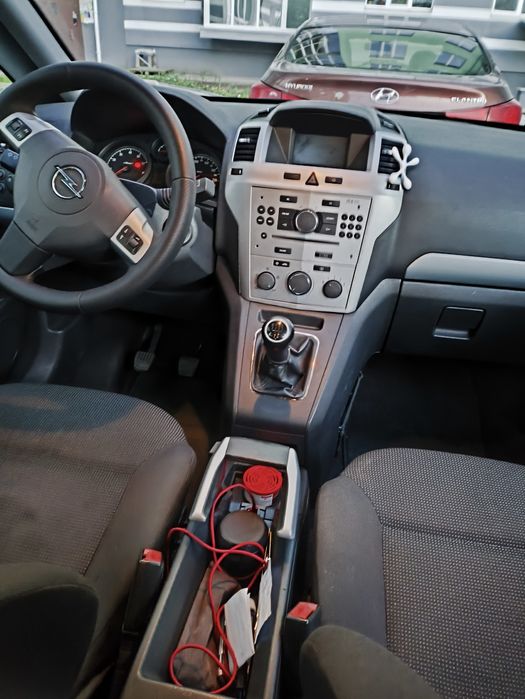 Зафіра Б 1.6(2009) 7 місць