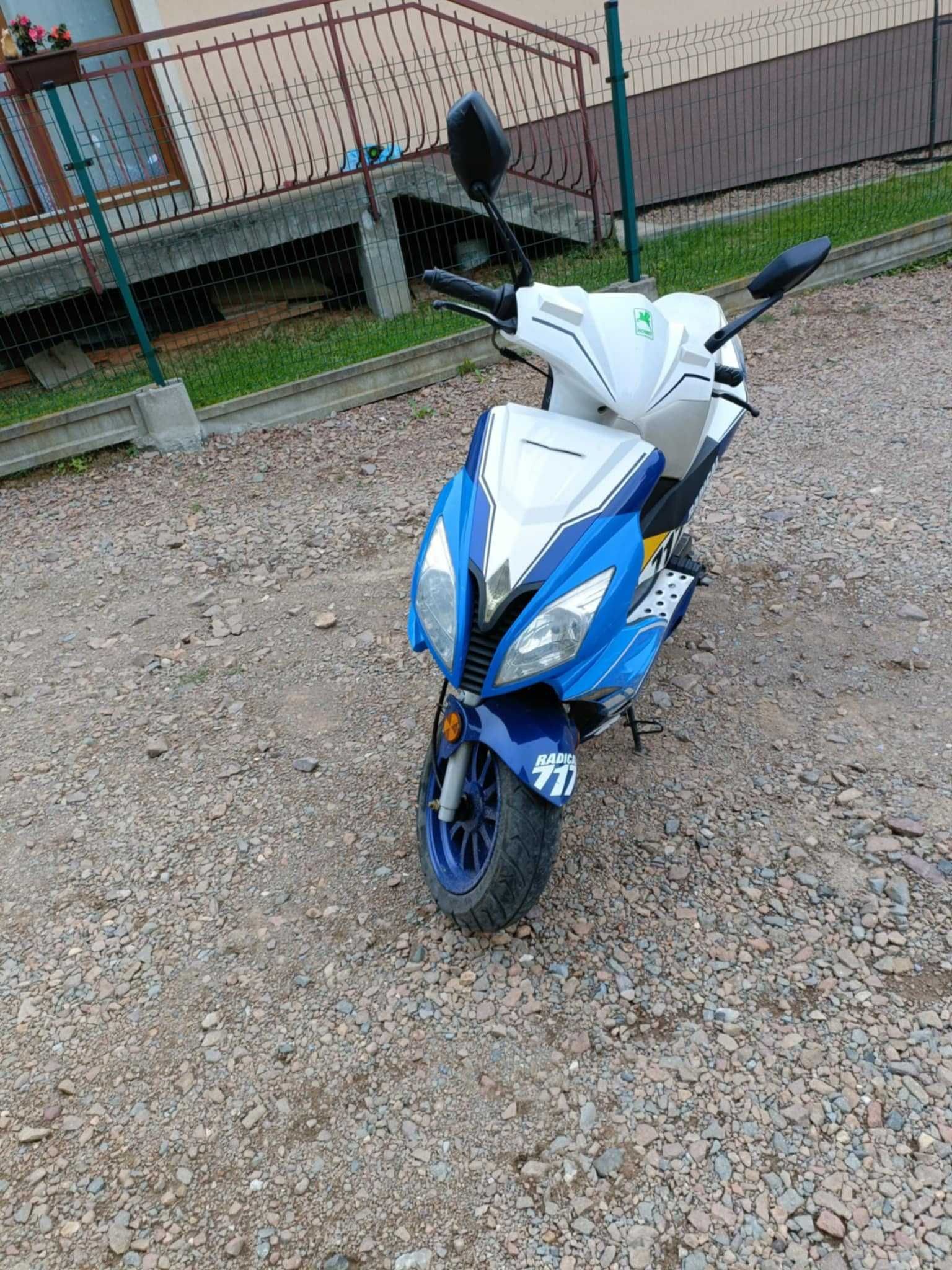 Motorower Romet typ skuter