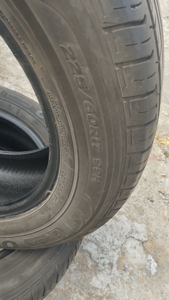 Продам комплект шин Літо Hankook 225/60/16/17