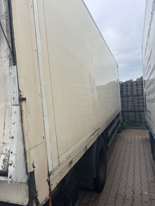 Mercedes Atego 1823 - winda, automat