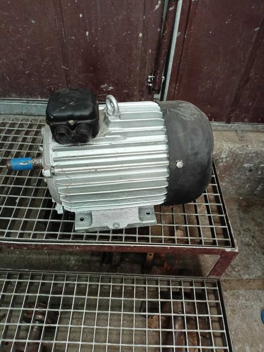 silnik elektryczny 3 kW/ 720 obr