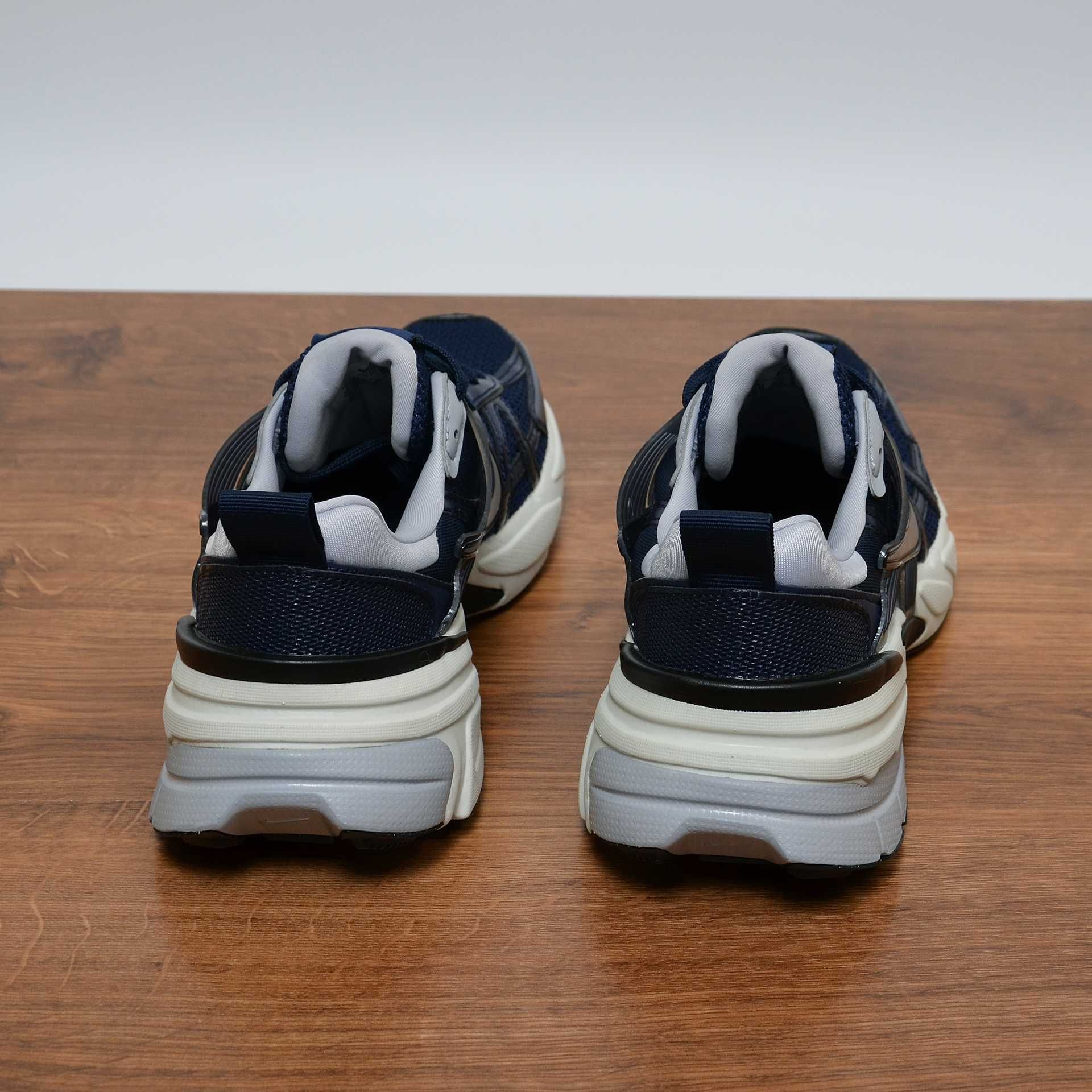 Nike V2K Run Thunder Blue кроссовки оригинал 41 / 26см (HJ4497-400)
