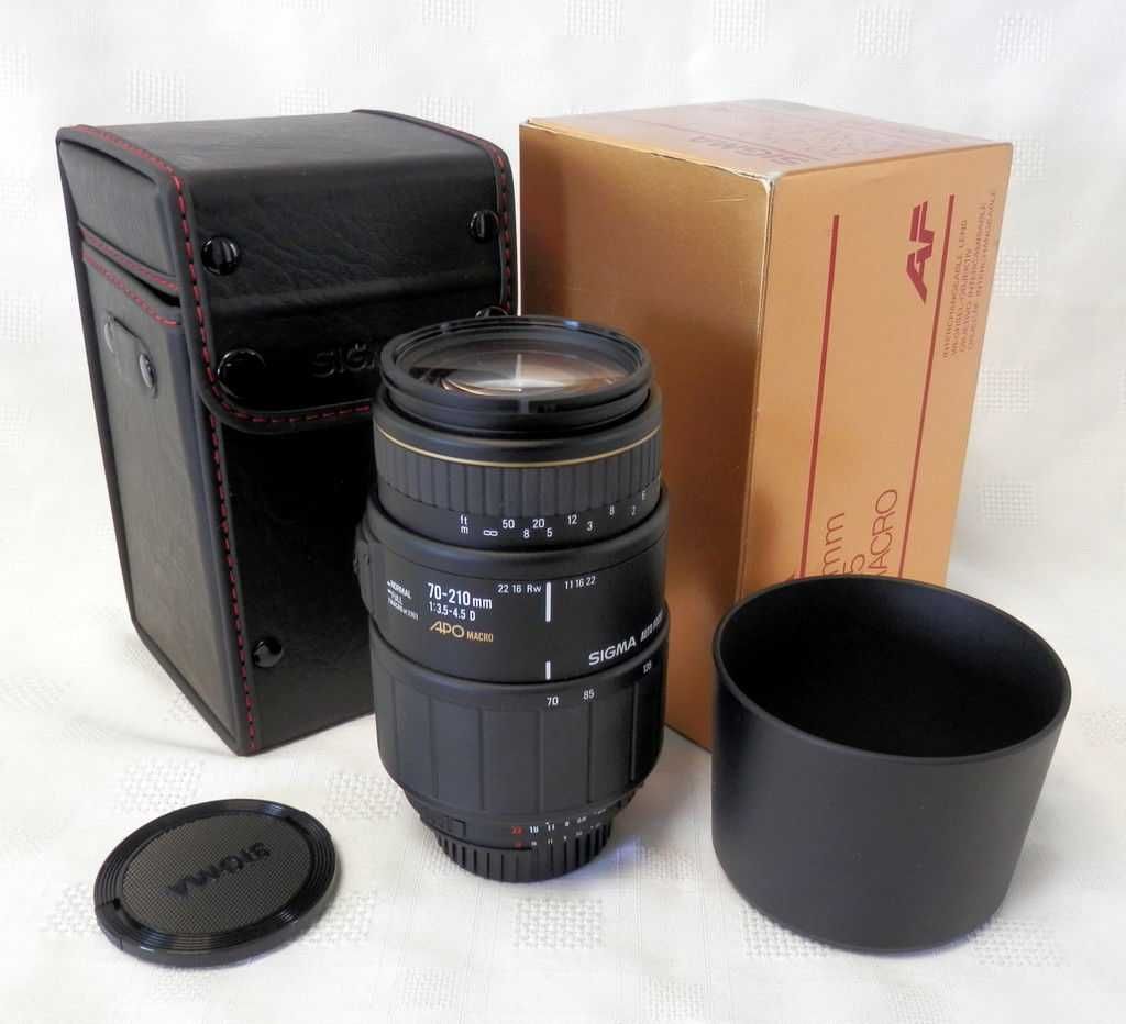 Sigma [Nikon] AF70-210mm f 1:3.5-4.5 APO Macro