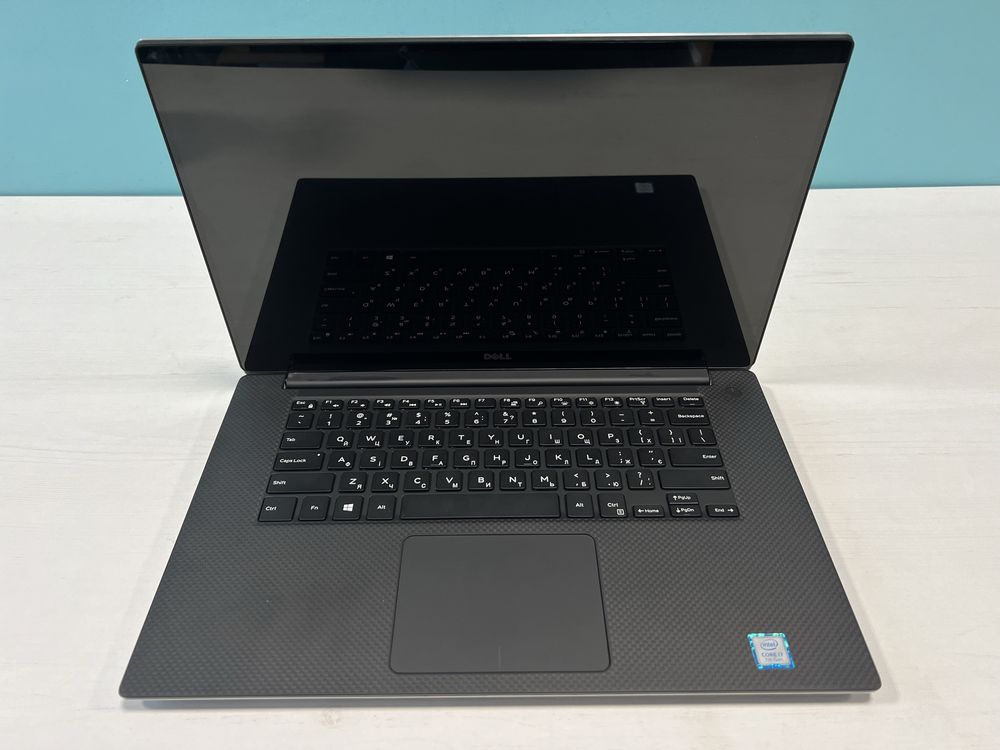 Dell Precision 5520 і7-7820hq, 32Гб, 512Гб, 4k IPS 15,6”, Quadro 4Gb