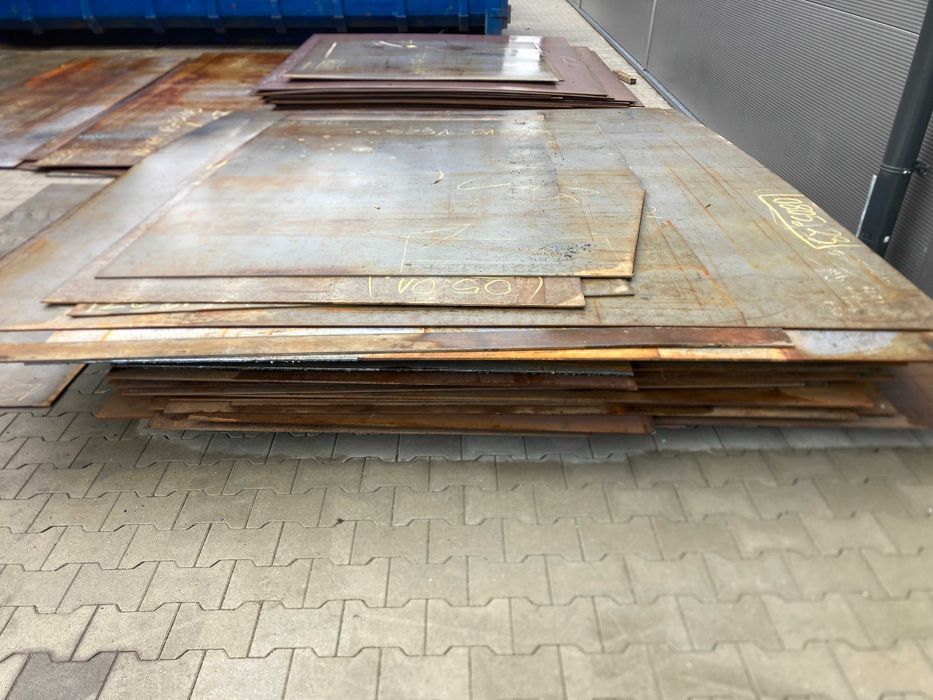 Blacha kawałkowa, różny format, stalowa