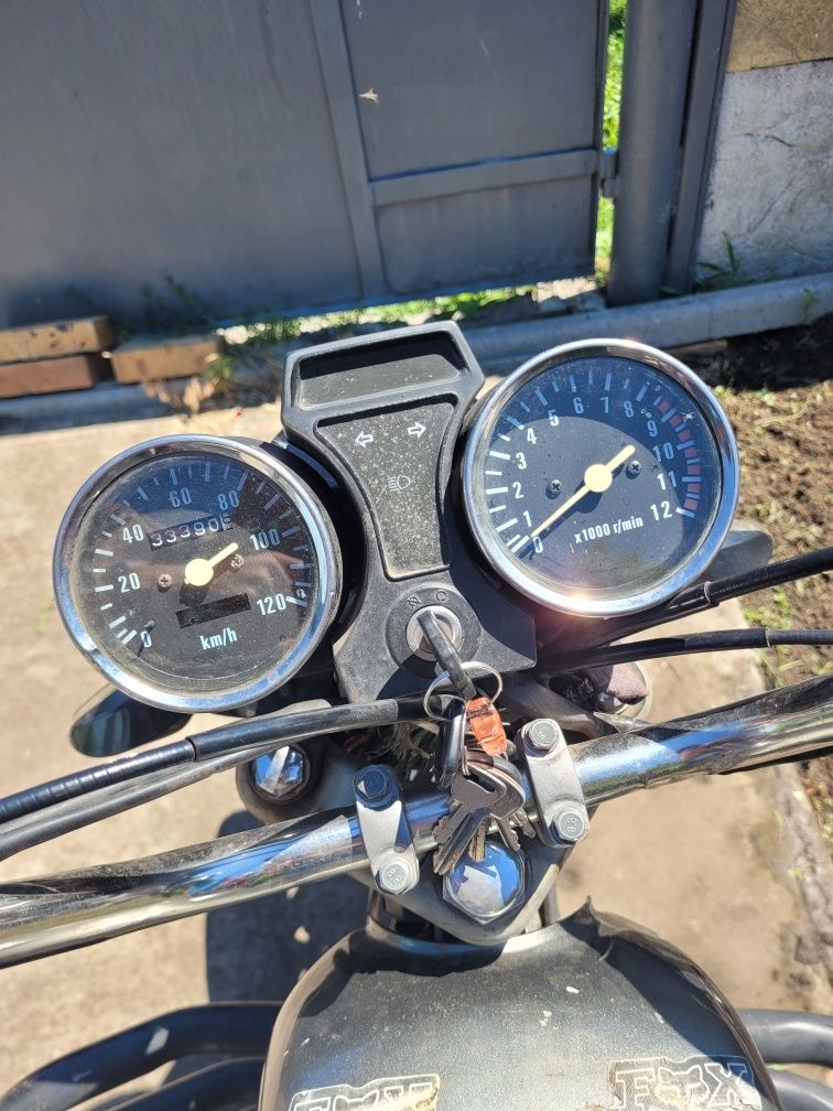 продам срочно!!! альфу мустанг 125 куб, на документах и на полном ходу