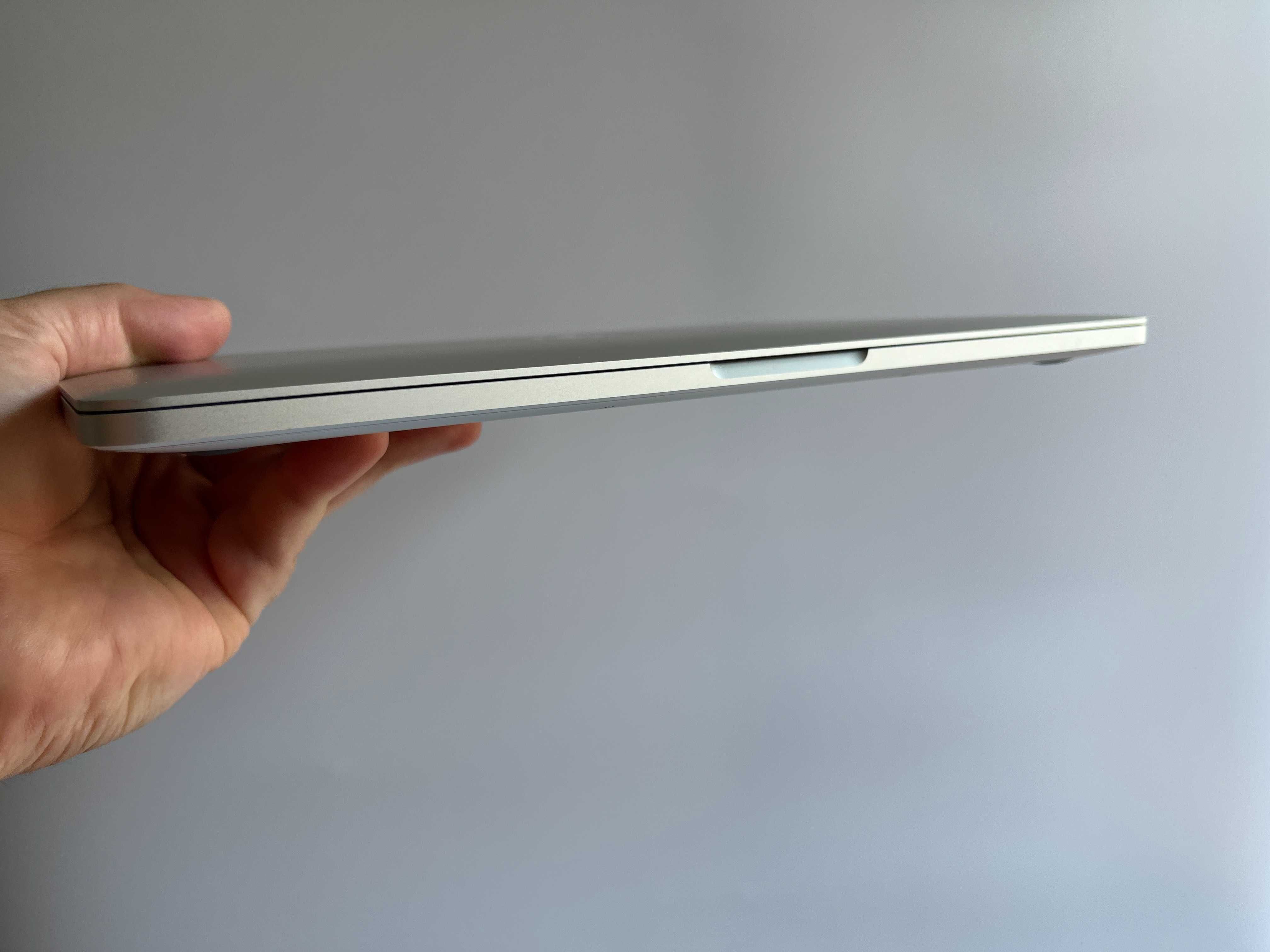 MACBOOK PRO 13" A2251 I5-1038NG7 16GB 512GB SSD NVME  FV23 silve ideał