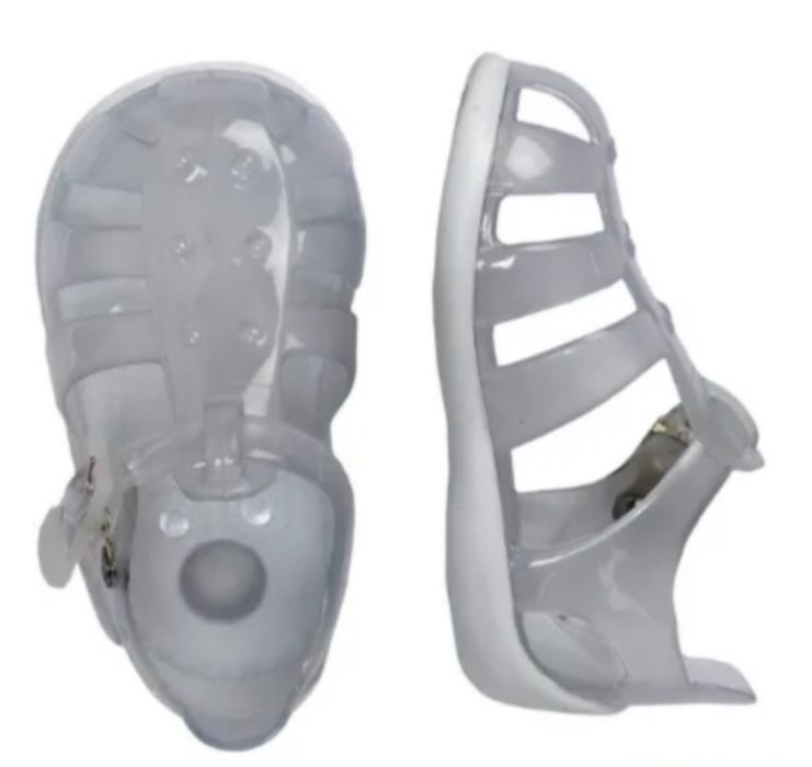Sandália Chicco transparente