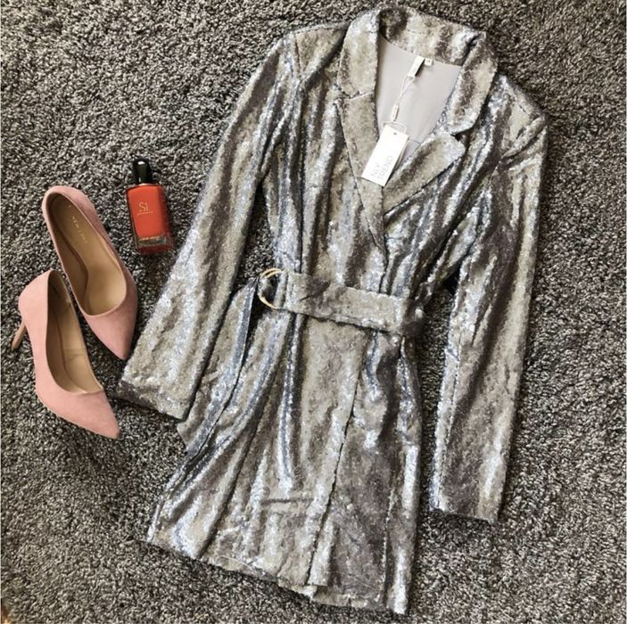 Сукня, пбо подовжений блейзер в паєтки