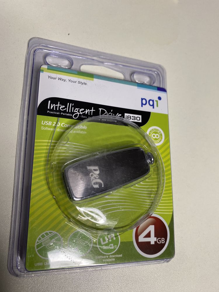 Pendrive 4GB nowy pqi