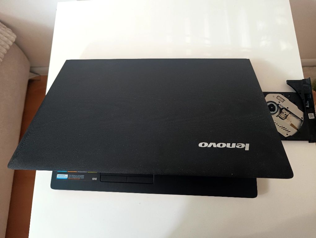 Laptop Lenovo G50 Intel Core I5, 8GB, DVD-RW, WIN 8.1