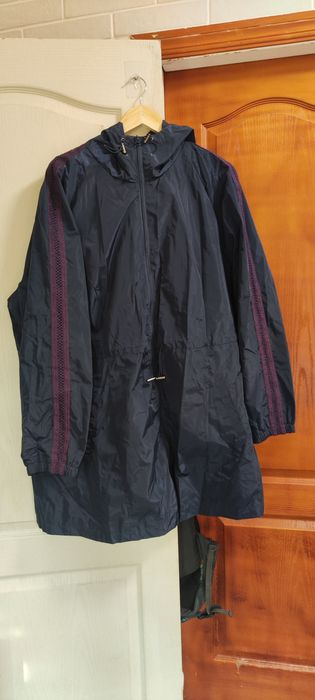 Гарна осіння куртка ветровка 62 розмір