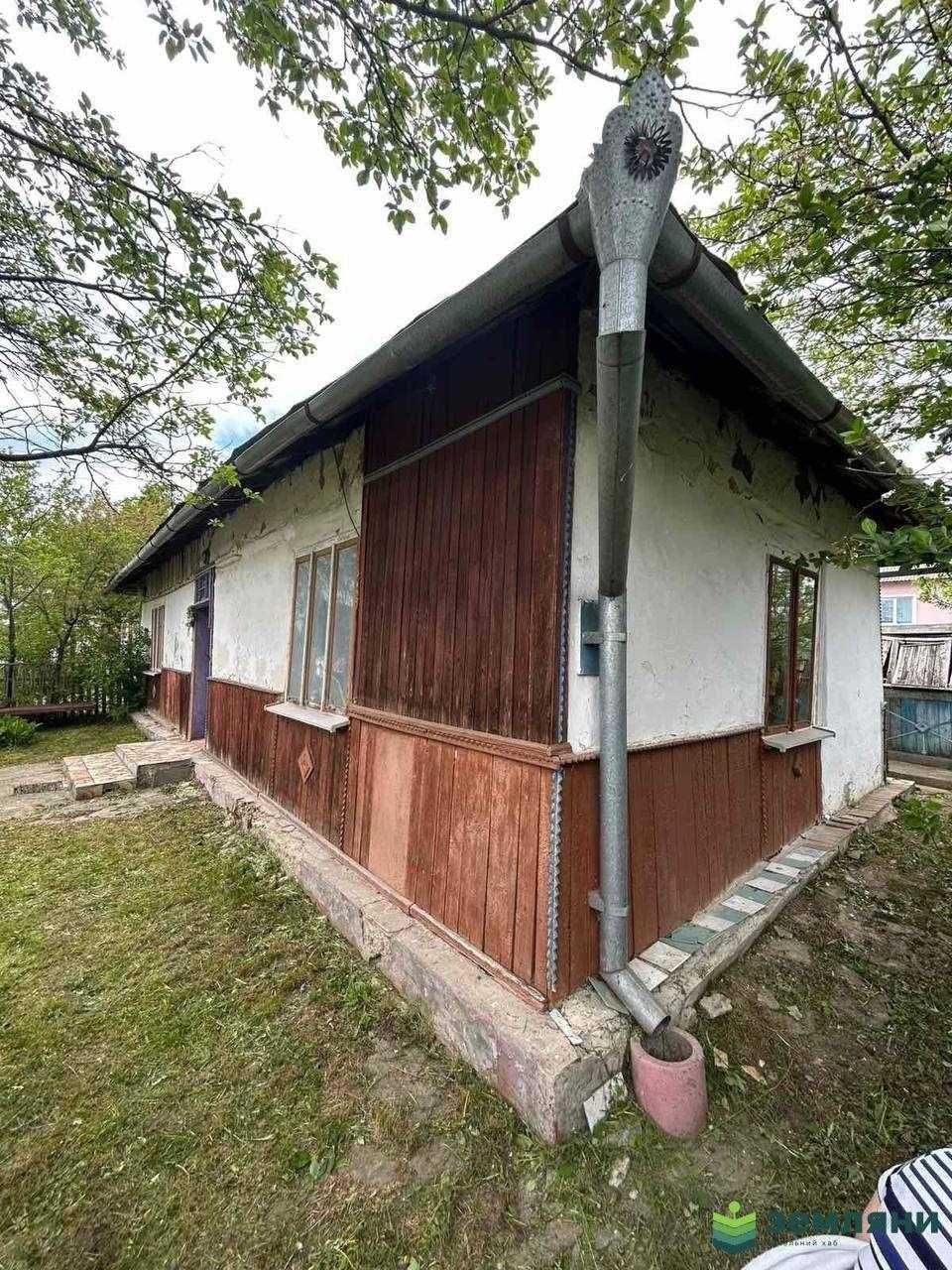 Продається земельна ділянка дачного типу, розташована в с. Павлівка