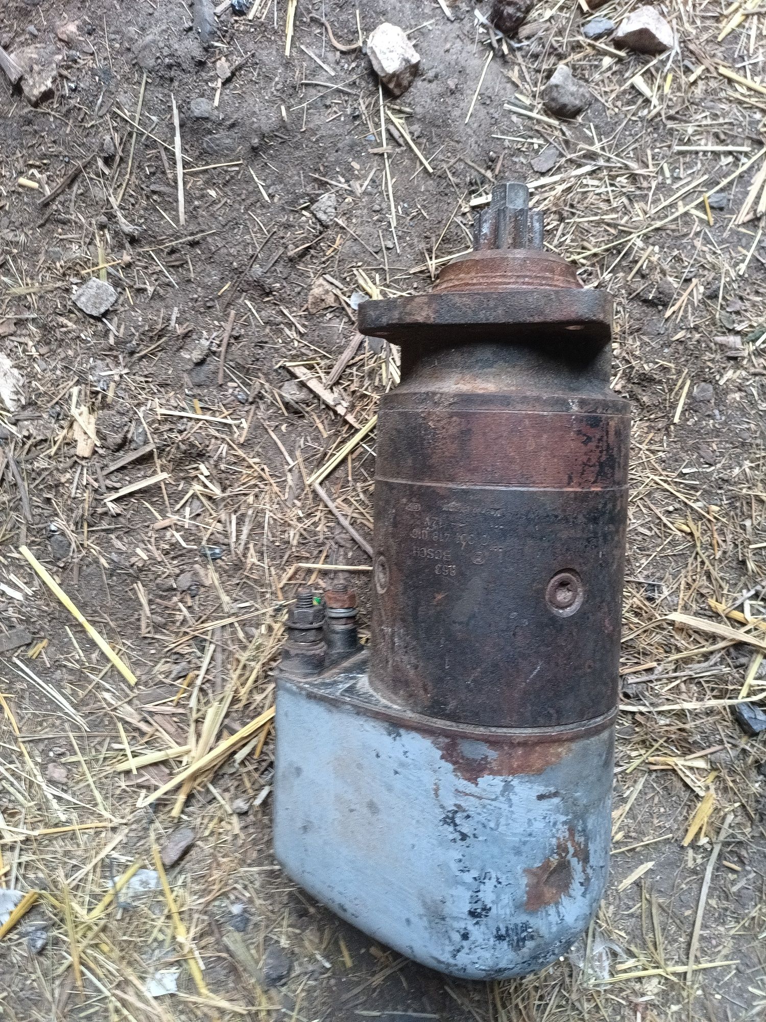 Стартер Бош на мерседес ман f2000 також е стартер на мерседес  ом366 к