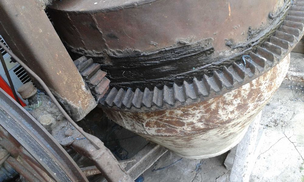 Betoniarka  230V  duża pojemna