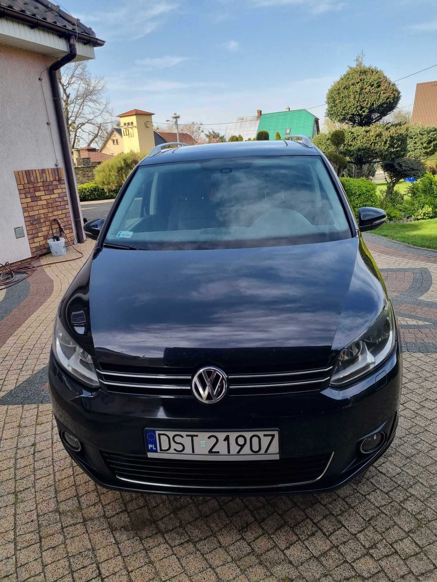 Vw Touran 2,0Tdi CR Panorama Navi Pdc