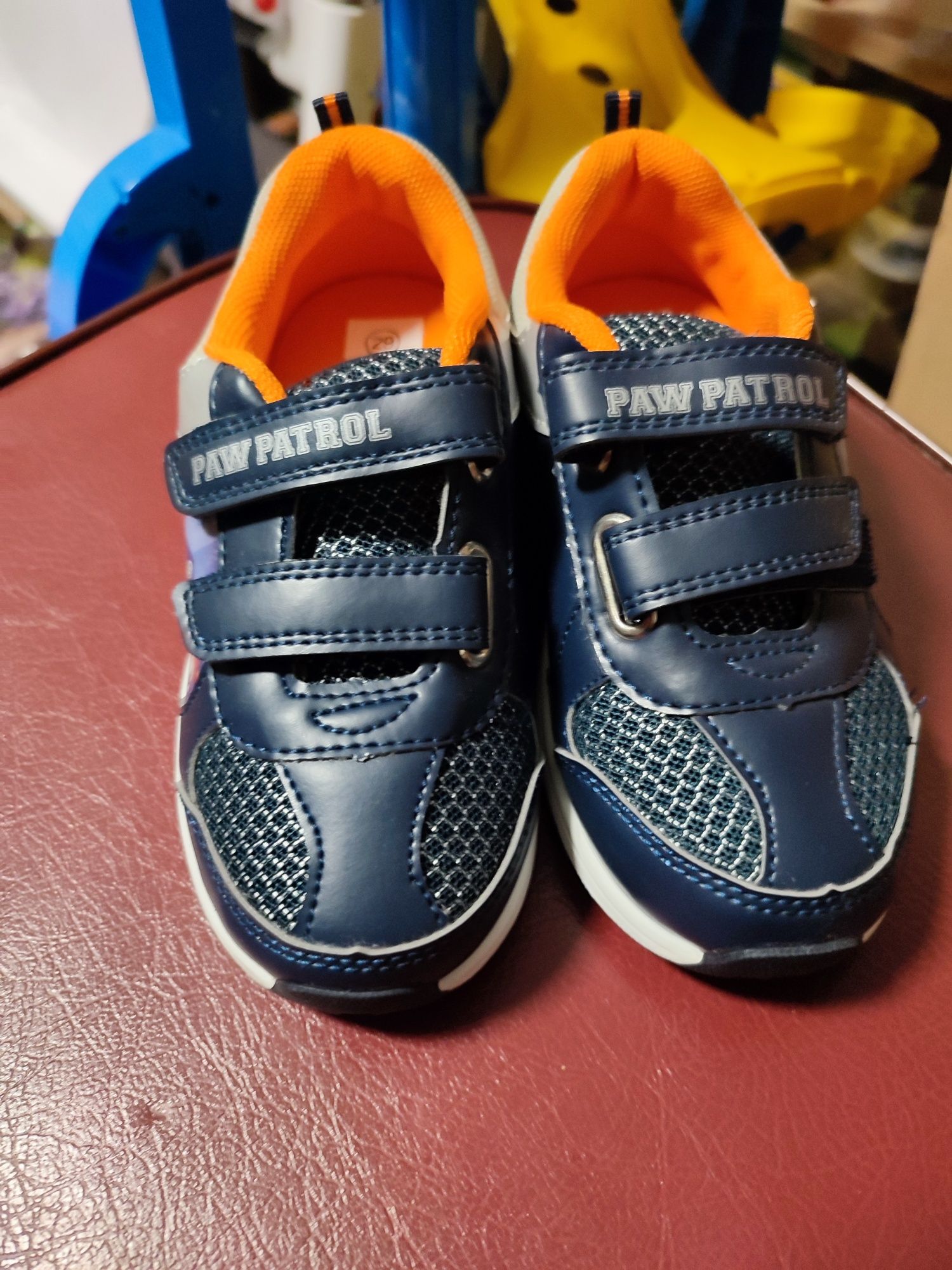 Buty wiosenne 29 nowe
