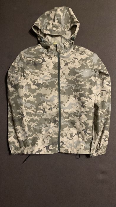 Продам костюм дитячий піксель для хлопчиків з капюшоном 152-158