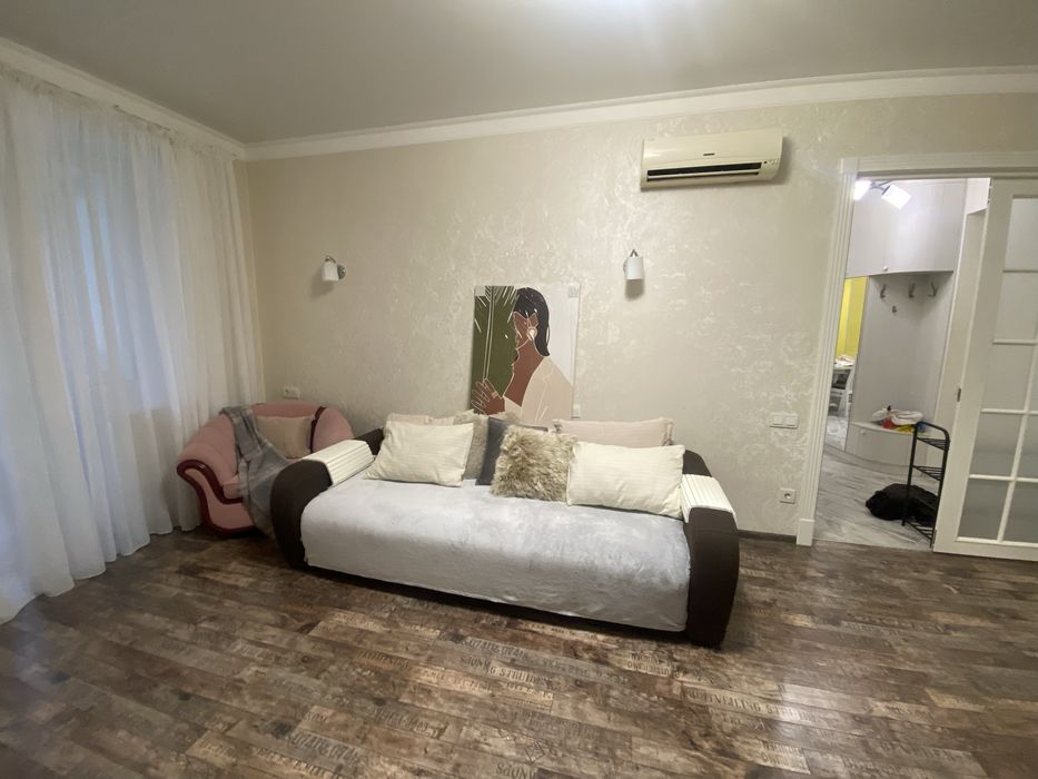 СРОЧНО! Сдам КРАСИВУЮ 2хк квартиру Леонтовича, ЦЕНТР, парк Шевченко