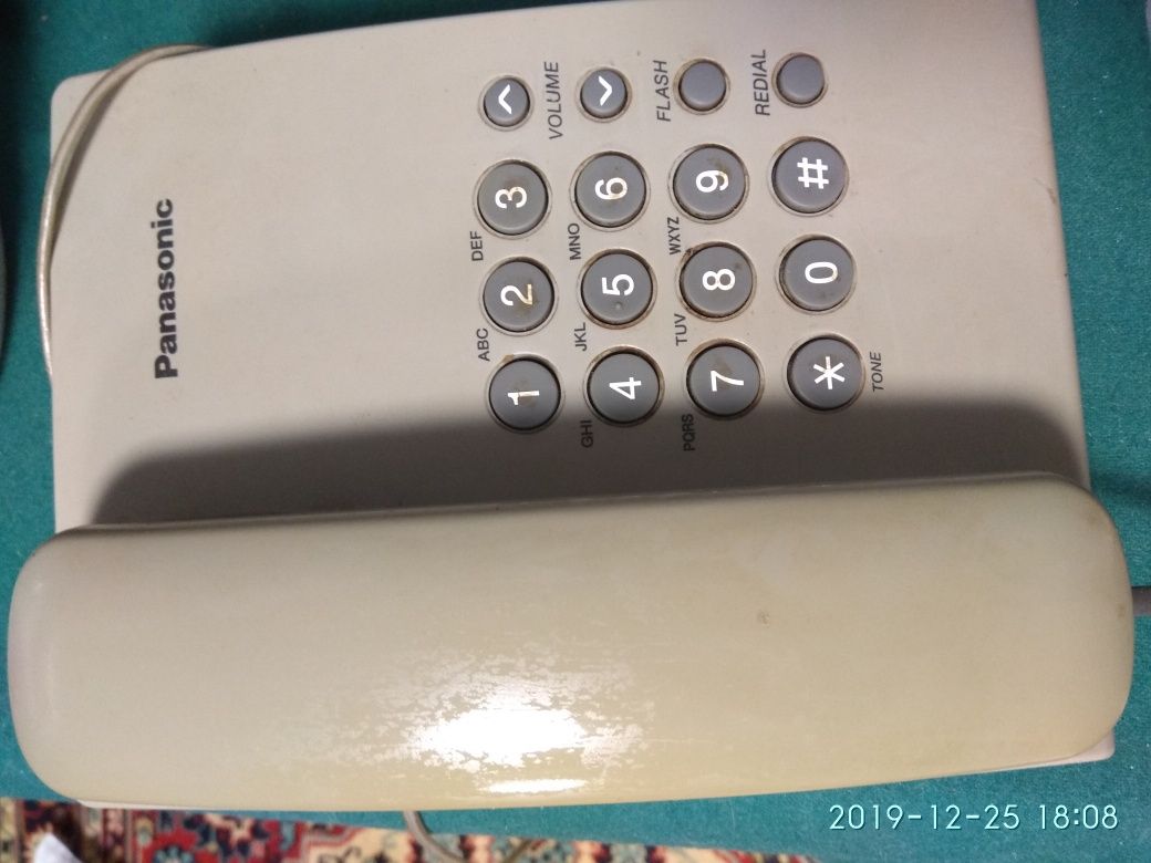 Продам новый  стационарный телефон трубку Panasonik