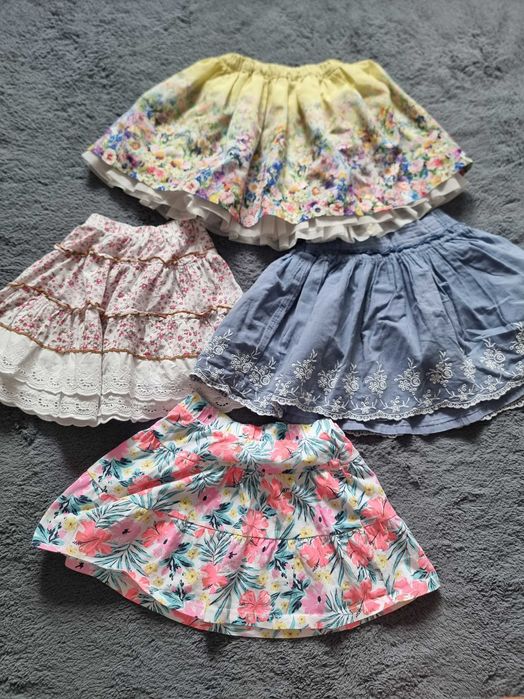 Spódniczki zestaw 5 lat kwiaty koronka letnie