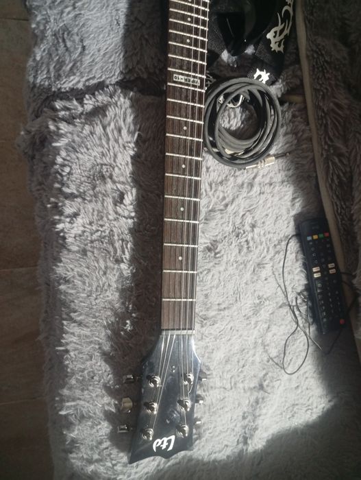 Guitarra ESP LTD Viper-10