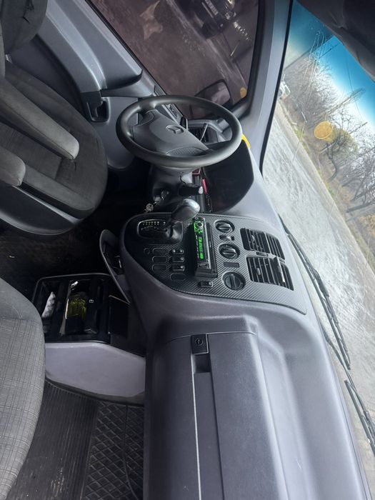 Віто 638 2,2cdi 2002 рік